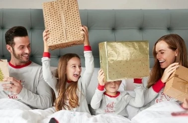 Новогодний розыгрыш от "Askona"!