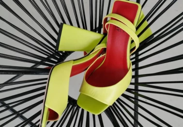 20% скидка на босоножки в Marc Cony