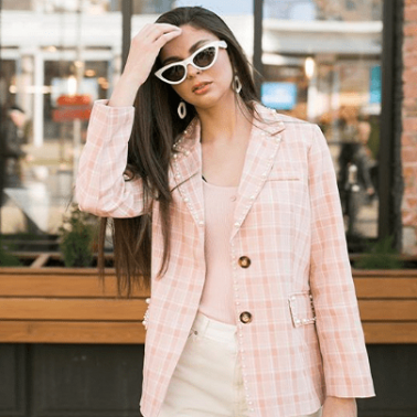 Распродажа женской одежды до 50%!