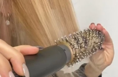 В "Мастер Центр" розыгрыш фена-плойки BaByliss Pro Titanium Tourmaline!