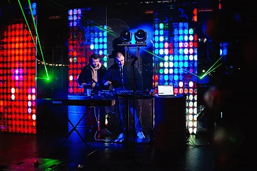 ЦЕНТРОВОЕ ДИСКО